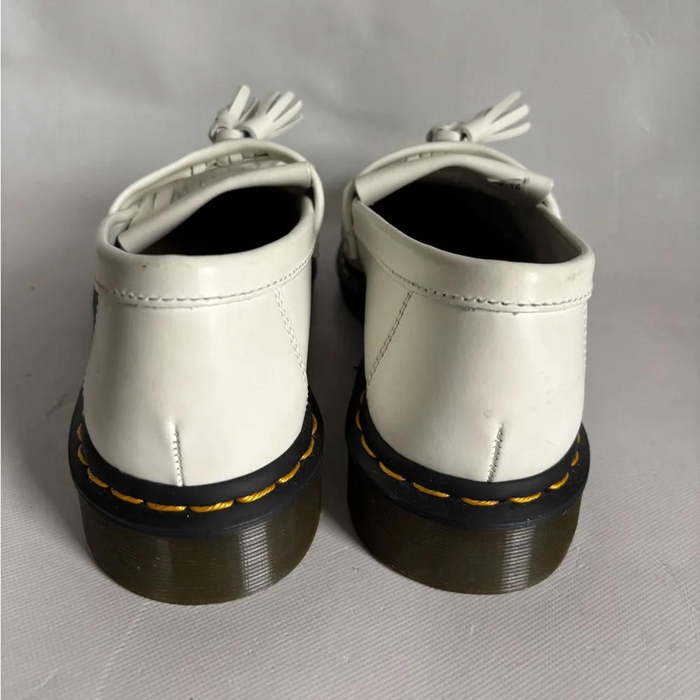 Dr. Martens Women Size 8 Adrian YS White Leather Tassel Loafers NWOT - Picture 5 of 12